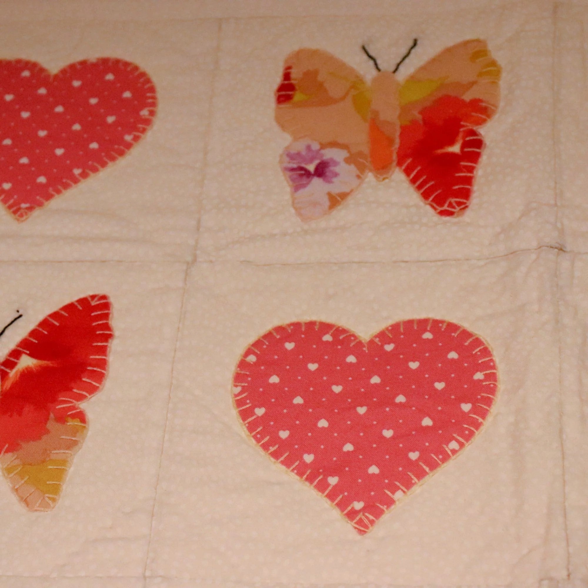 Children's Handmade 'Butterflies and Heatrs' Quilt