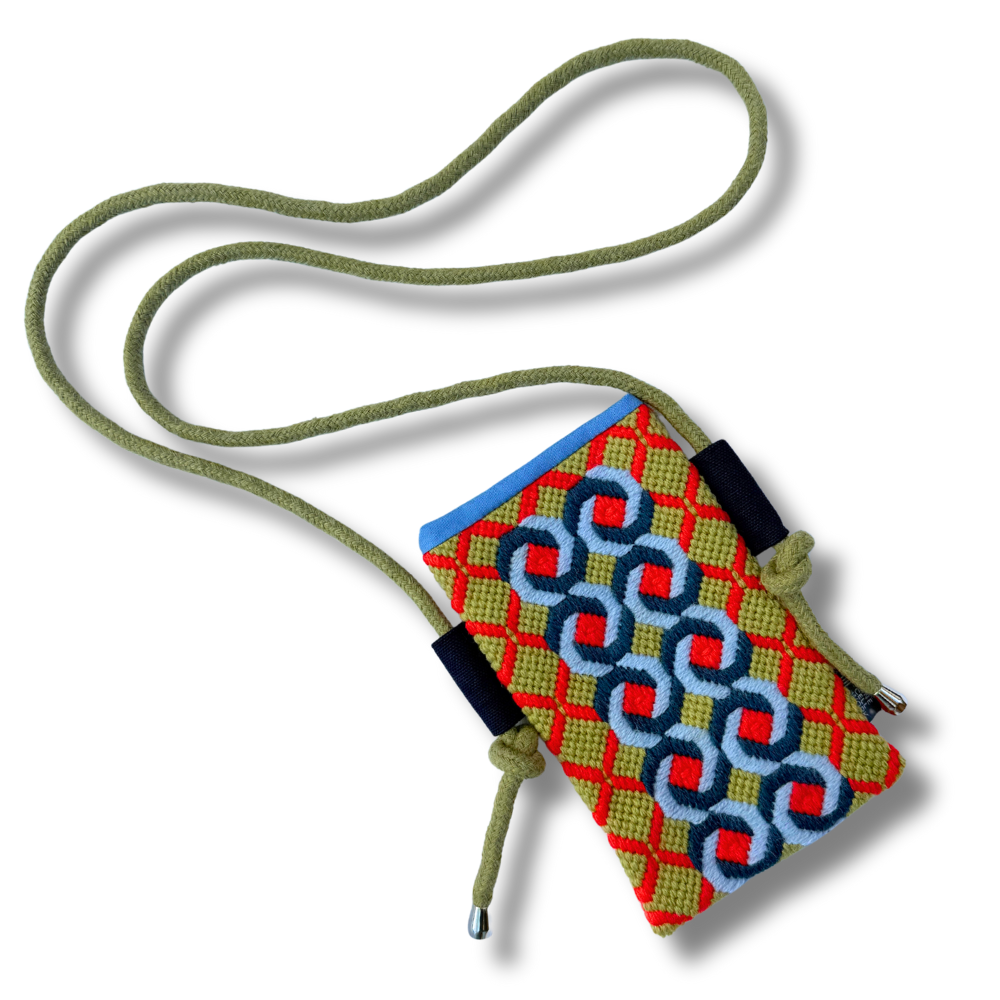 Florentine_Needlepoint_Phone_Bag_-_Fine_Cell_Work_CO.png