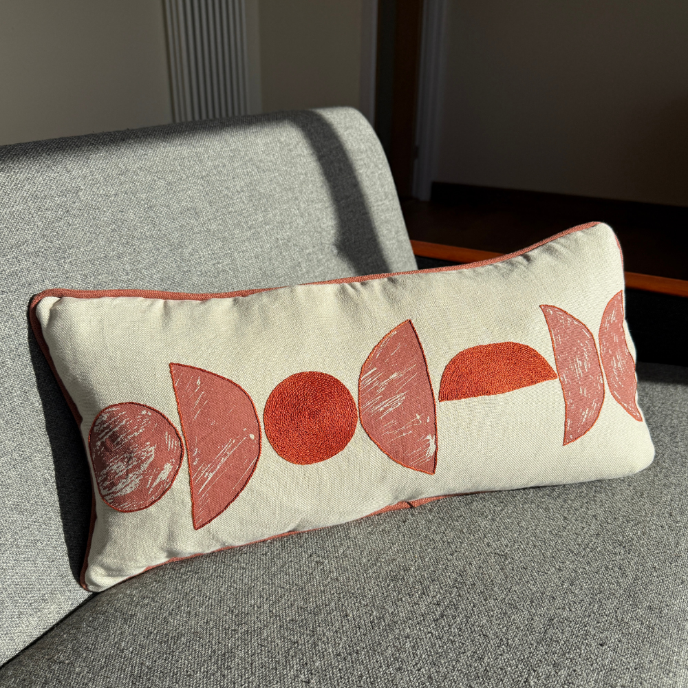 Hand-EmbroideredSilhouetteBurntOrangeCushionbyMargitWittig1-FineCellWork.png