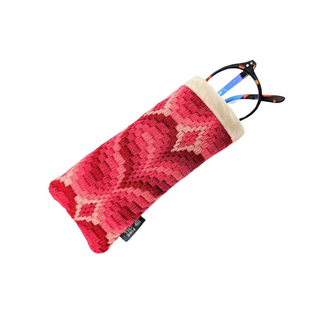 Pink_Bargello_Needlepoint_Glasses_Case.jpg