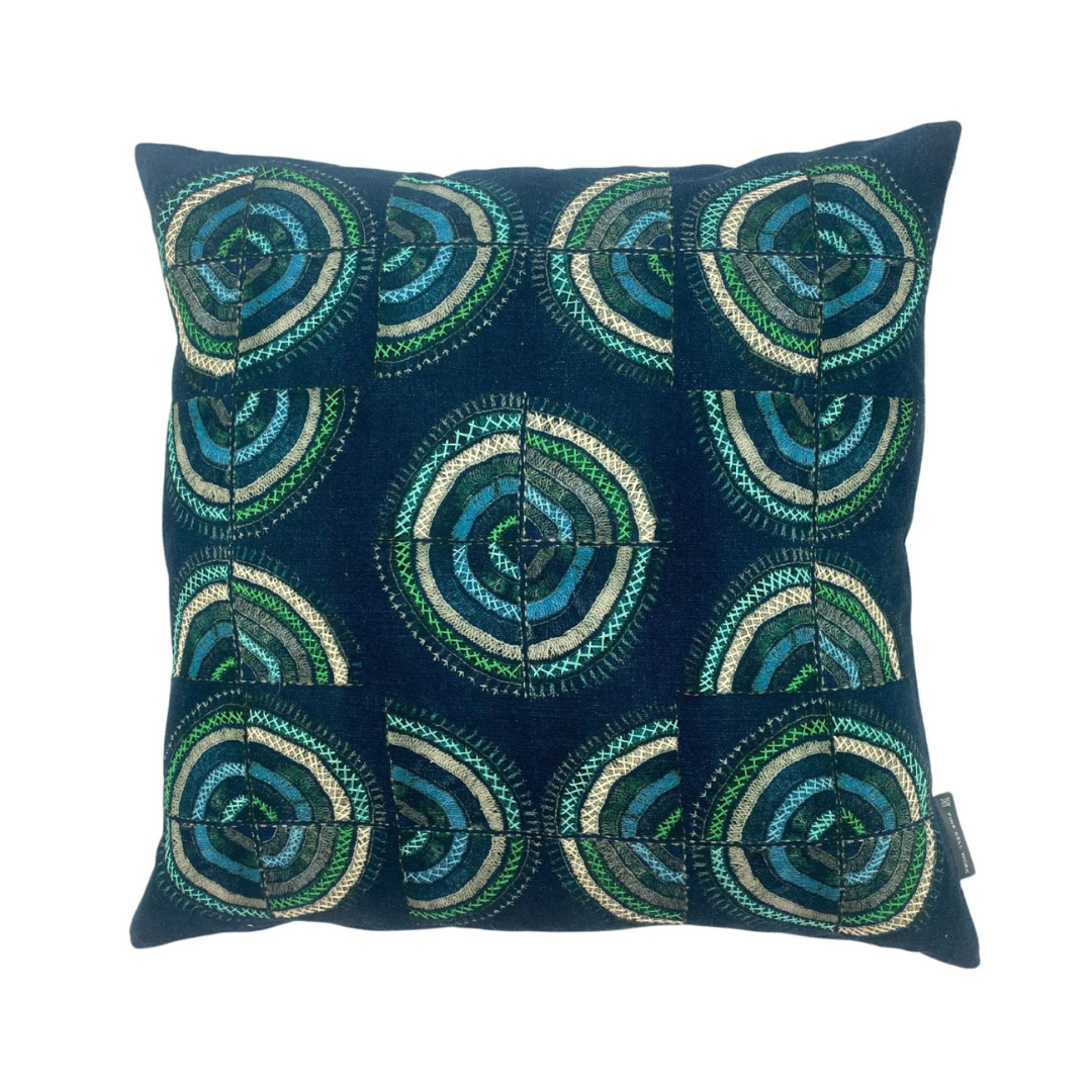 William_Yeoward_Neoma_Hand_Embellished_Cushion_-_Fine_Cell_Work.png
